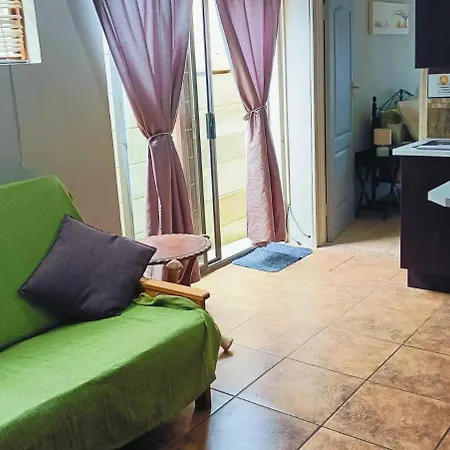 The Lion'S Den Appartement George Kamer foto