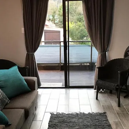 The Lion'S Den Appartement George Kamer foto