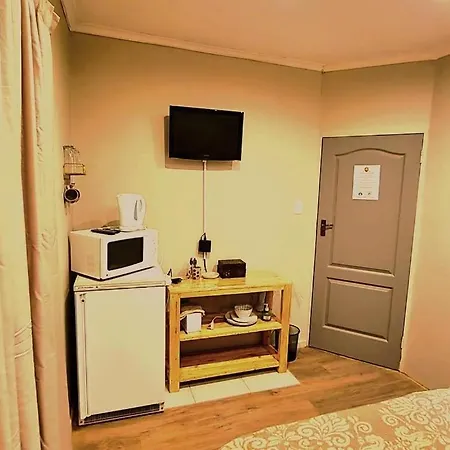 The Lion'S Den Appartement George Kamer foto